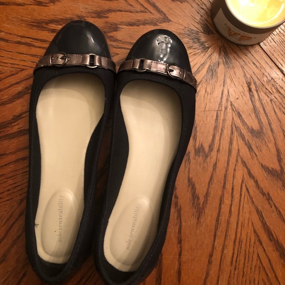 Great shoes from Kohl’s navy blue size 9.5 - Picture 10 of 10